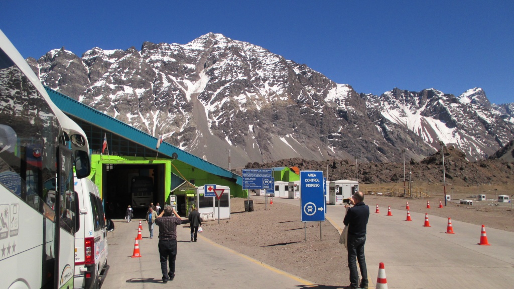 Kuva tullipisteestä Argentiinan ja Chilen rajalla
